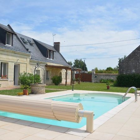 La Recre Bed & Breakfast Restigne Exterior photo