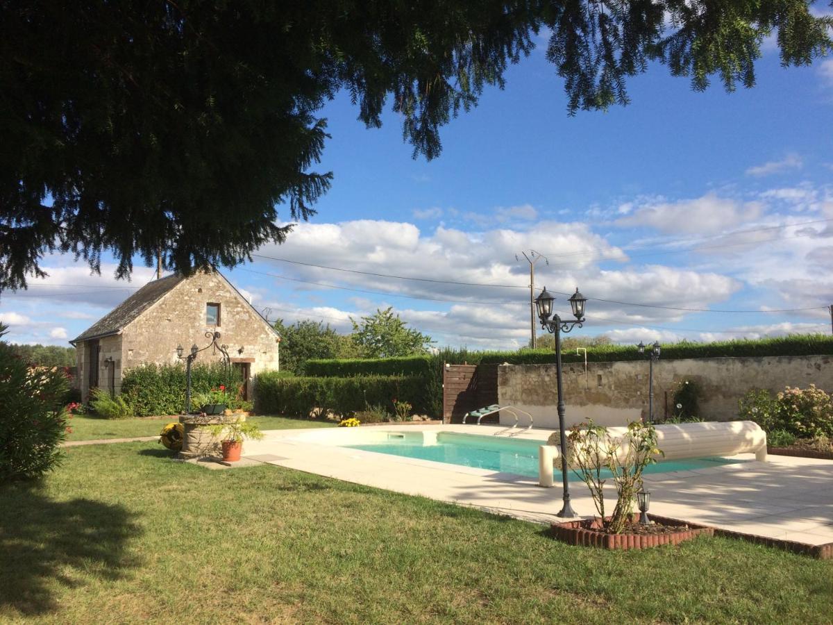 La Recre Bed & Breakfast Restigne Exterior photo